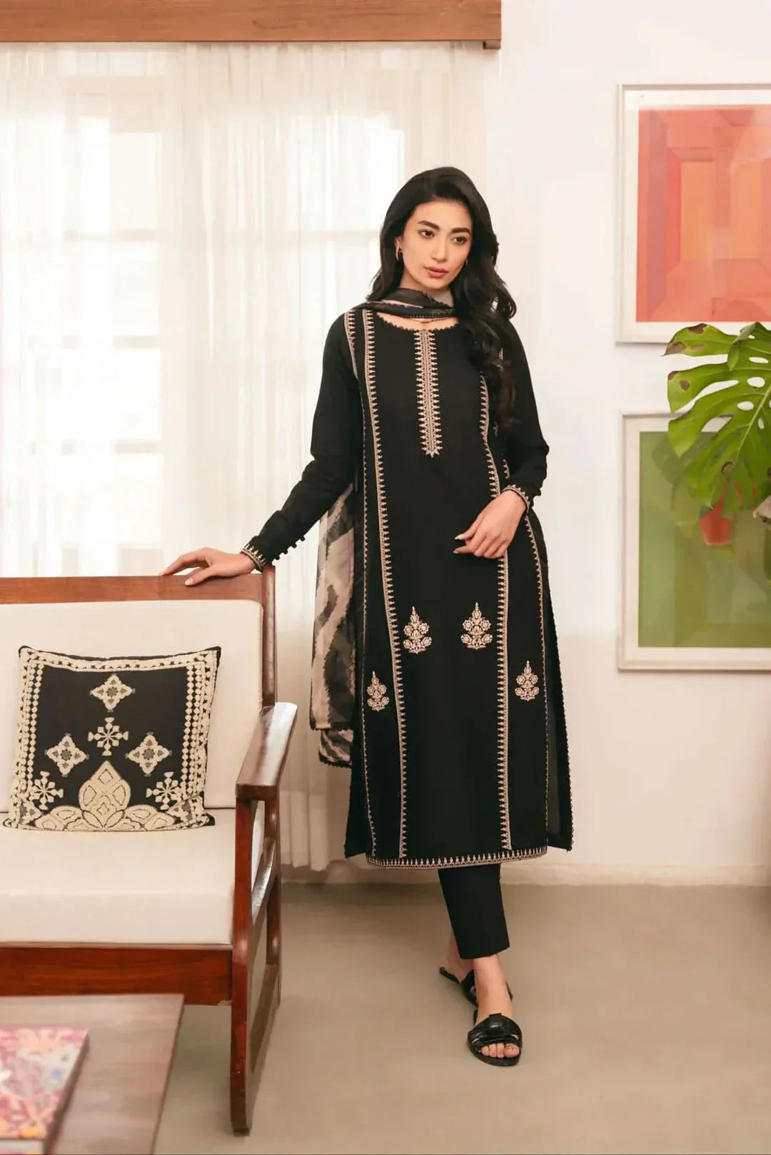 3 PC EMBROIDERED DHANAK SUIT – RR2041 - Rangrezza