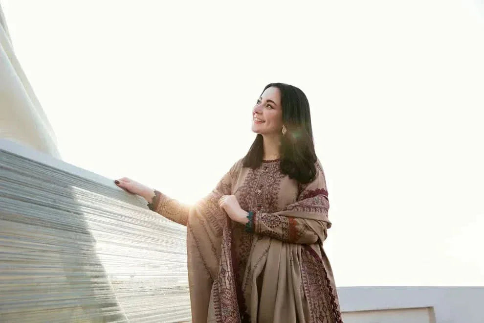 3 PC EMBROIDERED DHANAK SUIT – RR2042 - Rangrezza