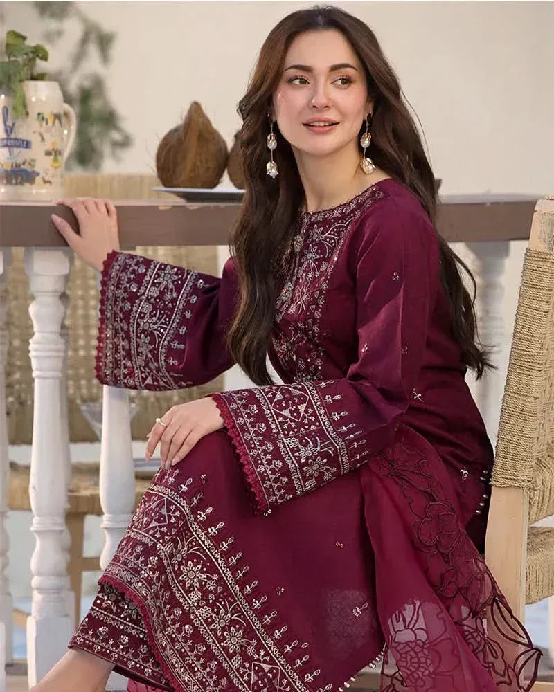 Allys – 3 PC Embroidered Dhanak Suit – RR2031 - Rangrezza
