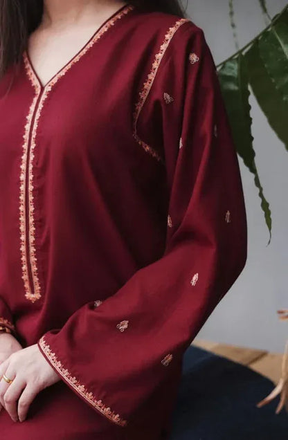 MAROON | 3 PC EMBROIDERED DHANAK SUIT – RR2079 - Rangrezza