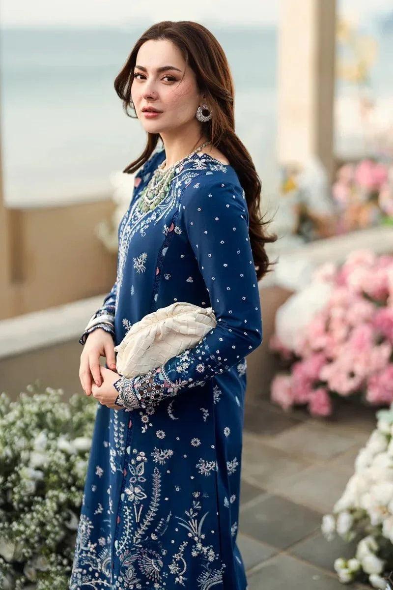 🌸Trending - QALAMKAR - Premium Embroidered Lawn 3PC Suit - RR3007