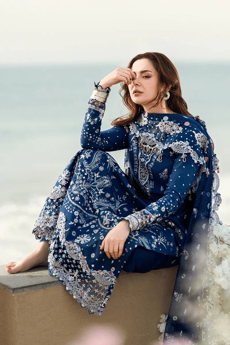 🌸Trending - QALAMKAR - Premium Embroidered Lawn 3PC Suit - RR3007