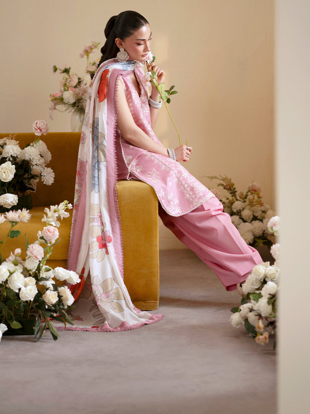 Mahnur Summer Collection '26 | 3PC Luxury Embroidered Lawn - RR-4054