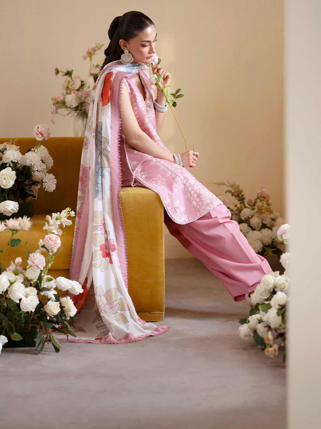 Mahnur Summer Collection '26 | 3PC Luxury Embroidered Lawn - RR-4054