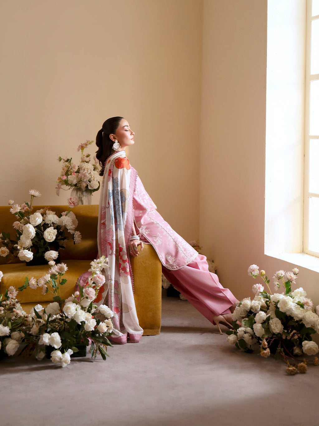 Mahnur Summer Collection '26 | 3PC Luxury Embroidered Lawn - RR-4054