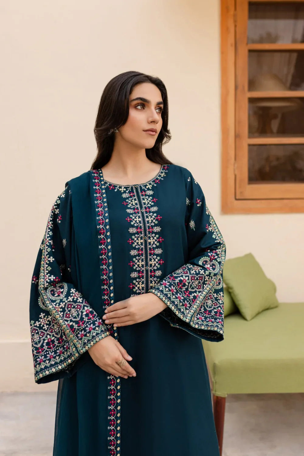 BATIK - 3PC Lawn Embroidered Suit - RR-4024