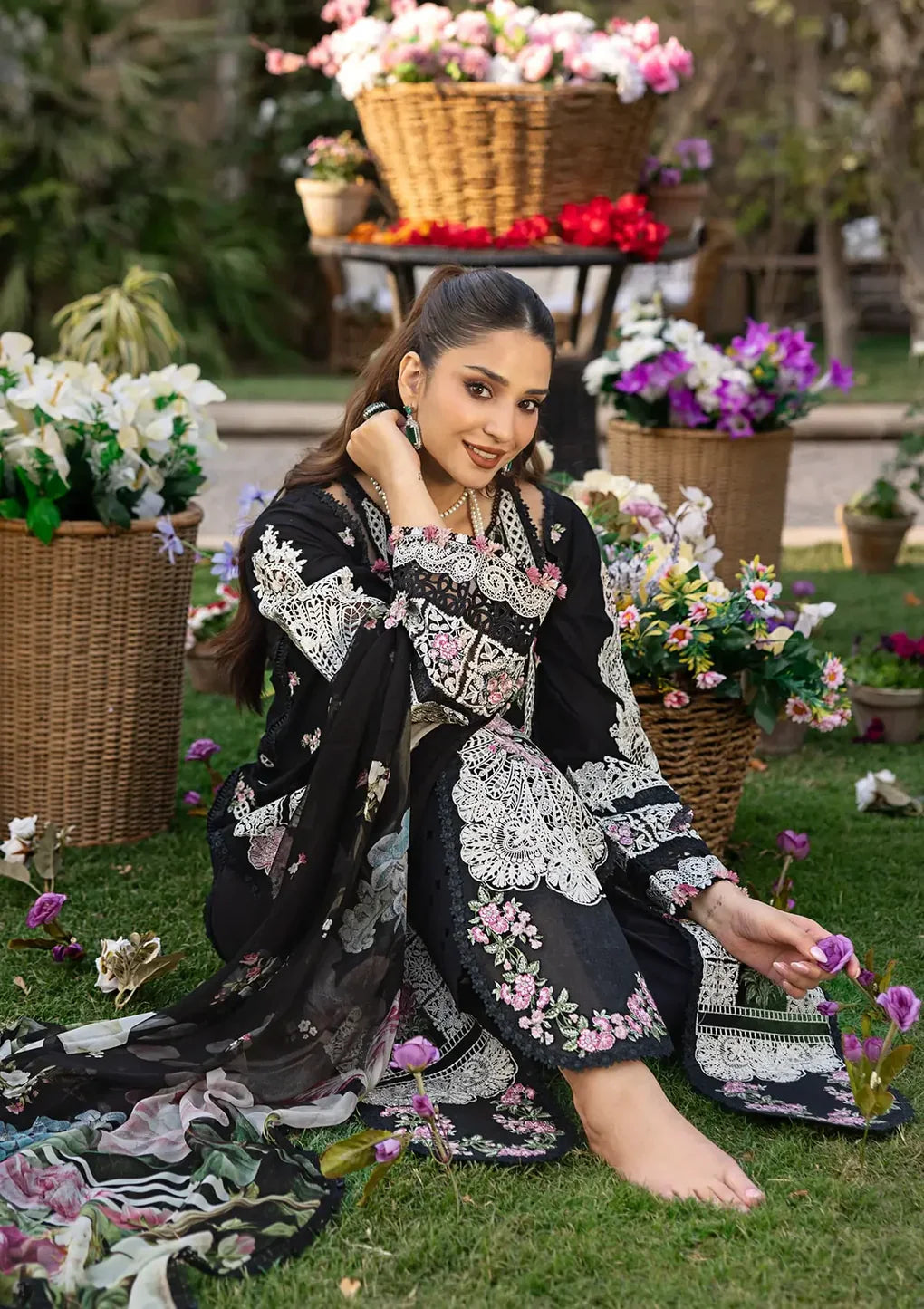 ELAF  - 3PC Luxury Lawn Embroidered Suit - RR-4029