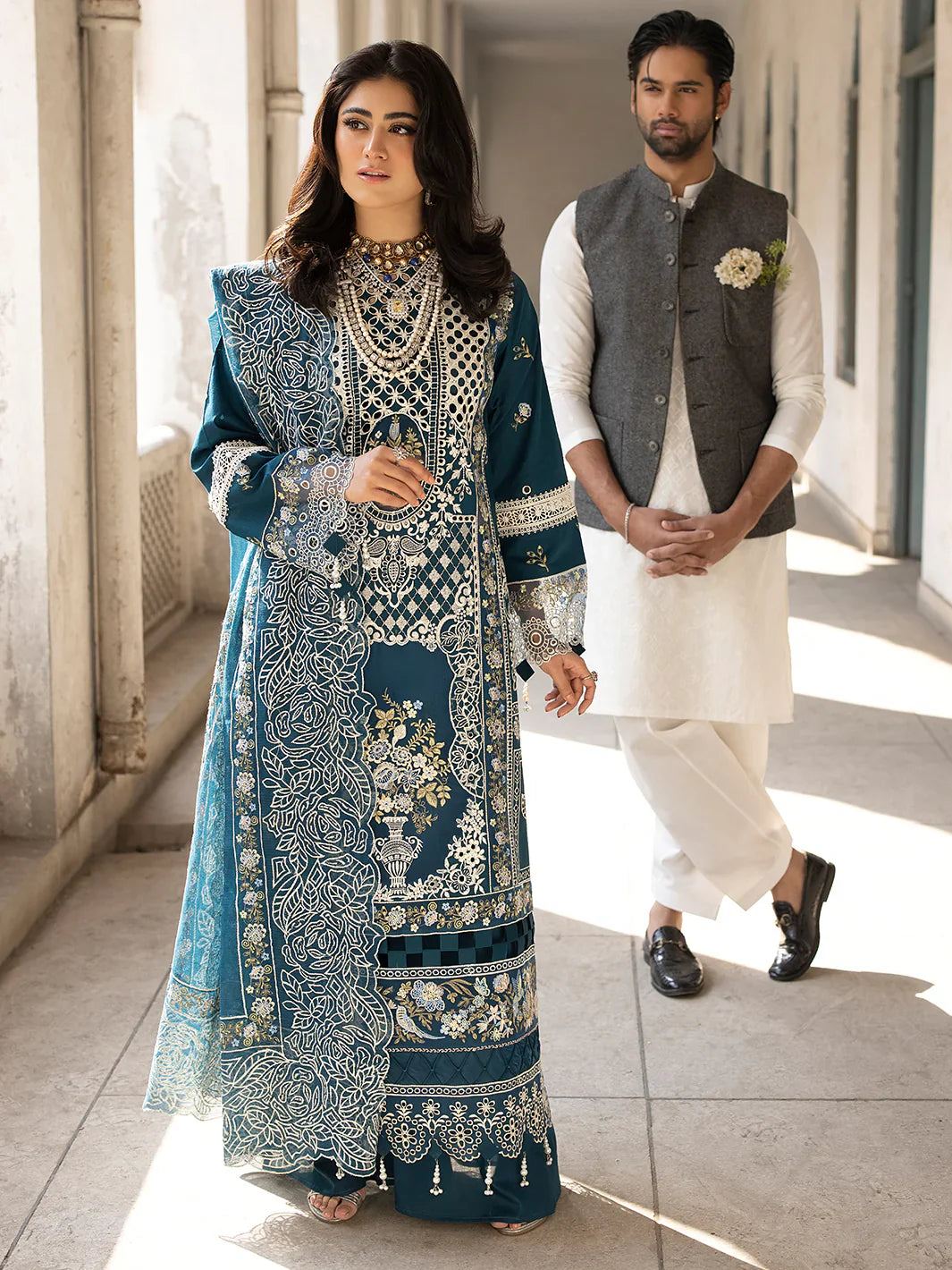 MAHNUR - 3PC Lawn Embroidered Suit - RR-4022