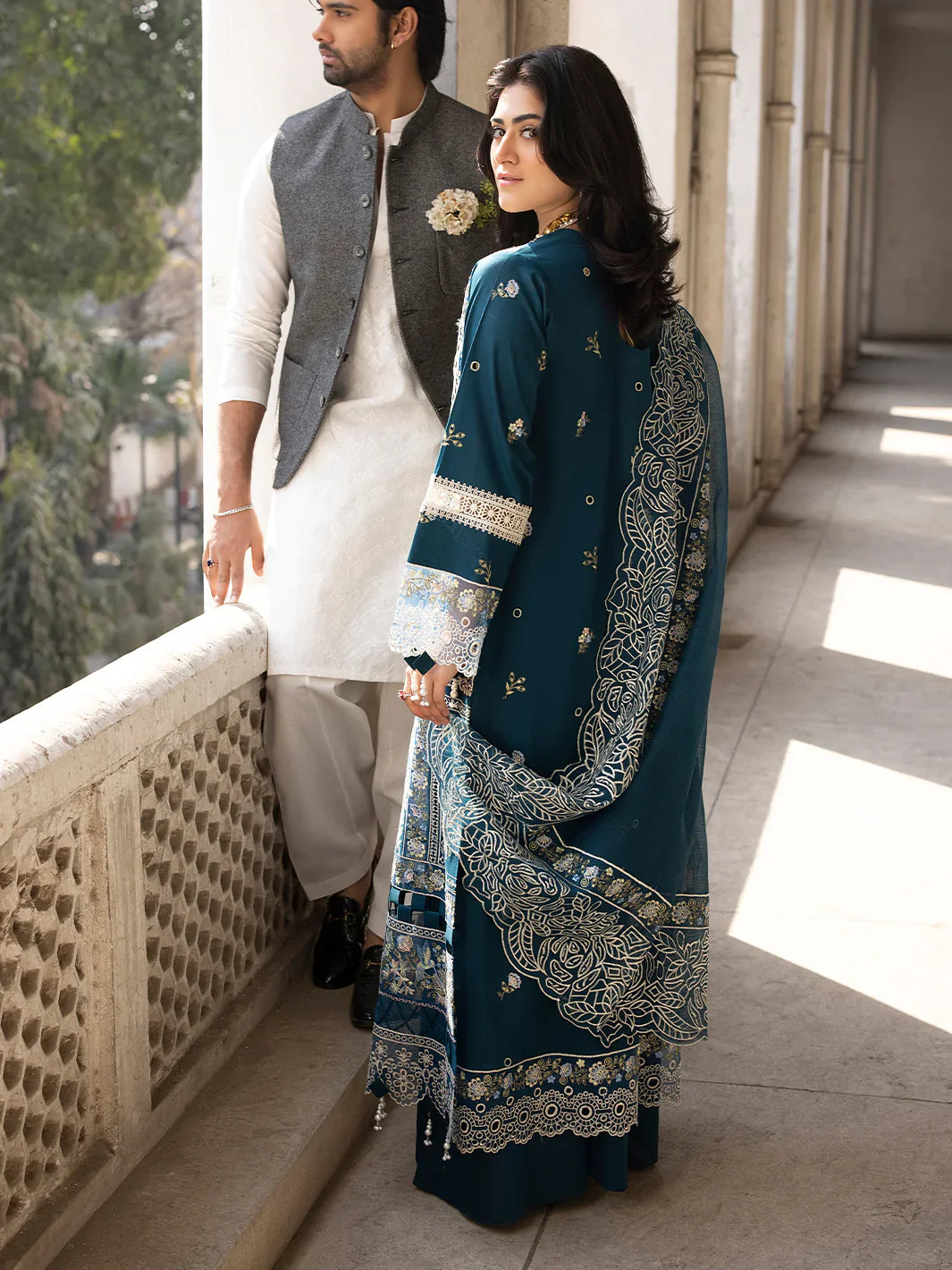MAHNUR - 3PC Lawn Embroidered Suit - RR-4022