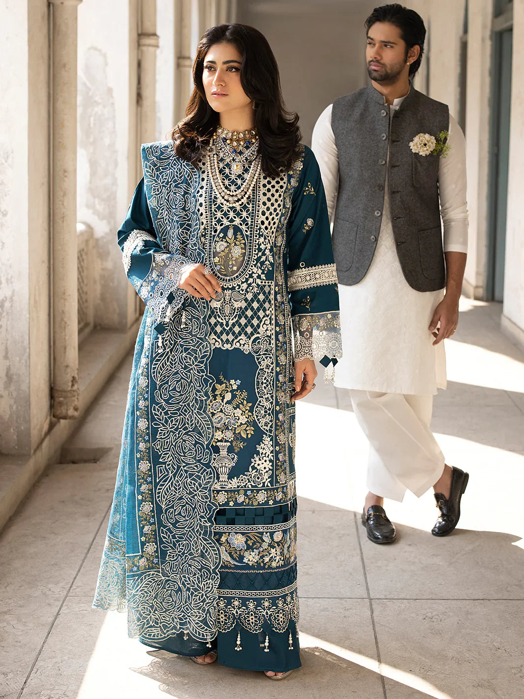 MAHNUR - 3PC Lawn Embroidered Suit - RR-4022