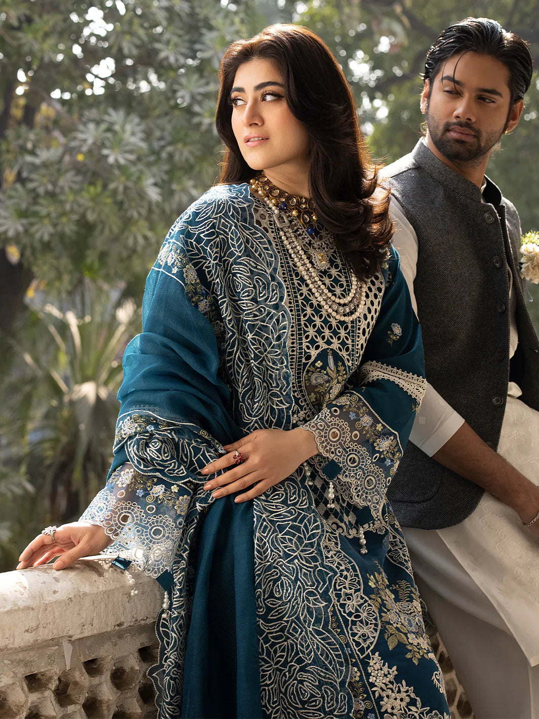 MAHNUR - 3PC Lawn Embroidered Suit - RR-4022