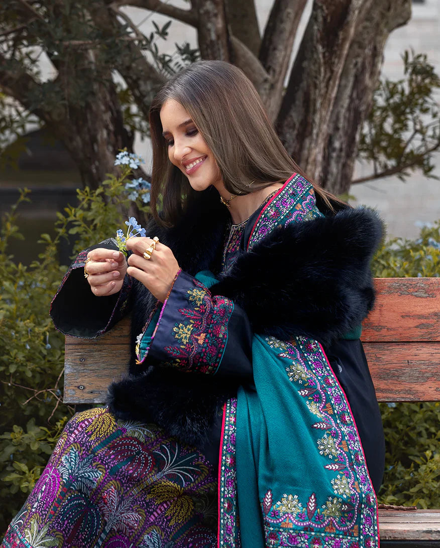 Mushq - 3PC Luxury Lawn Embroidered Suit - RR-4005
