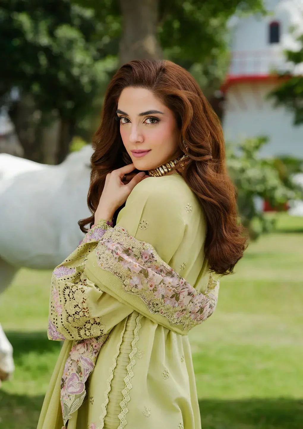 ELAF  - 3PC Luxury Lawn Embroidered Suit - RR-4020