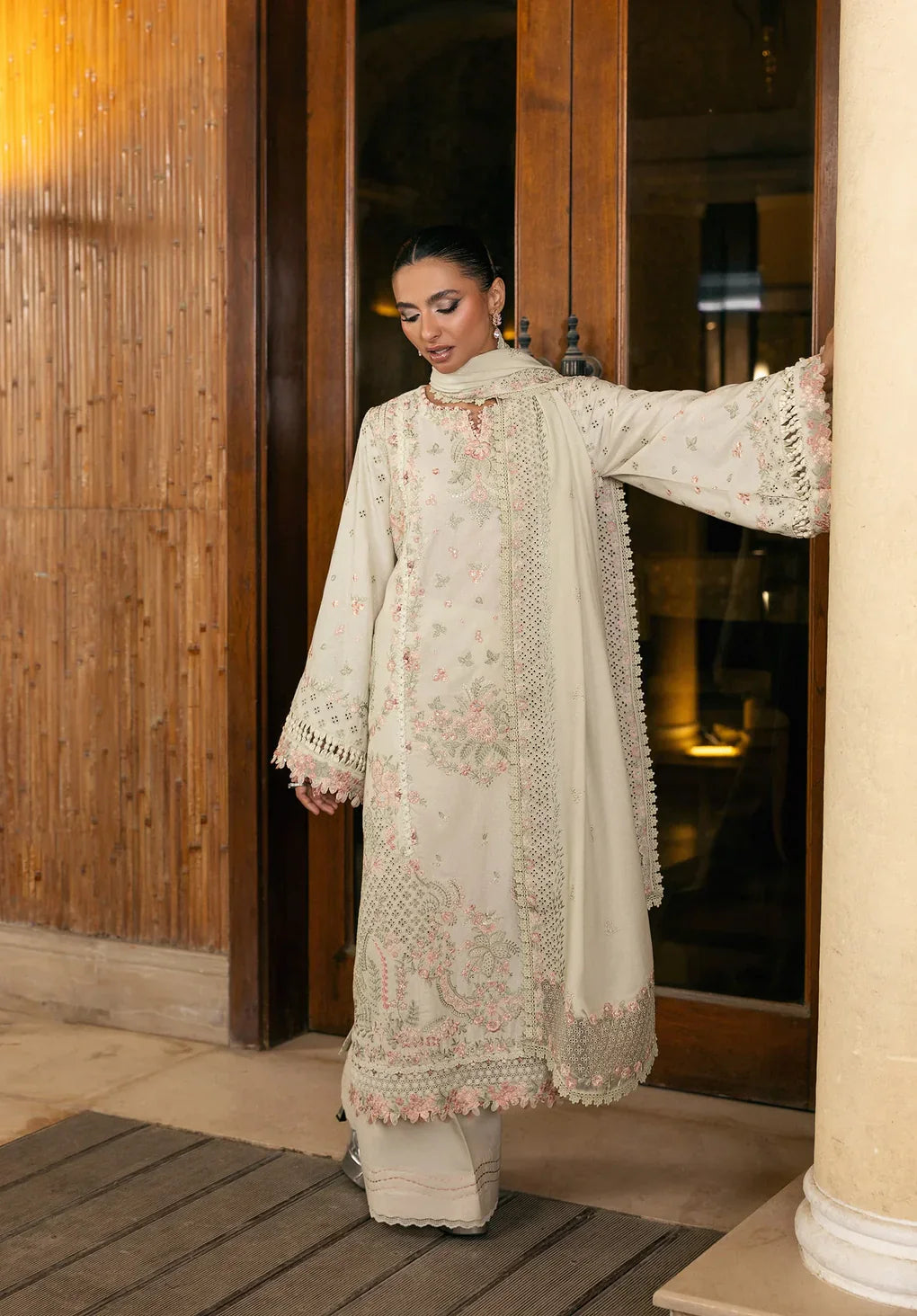 ELAF- 3PC Luxury Lawn Embroidered Suit - RR-4046