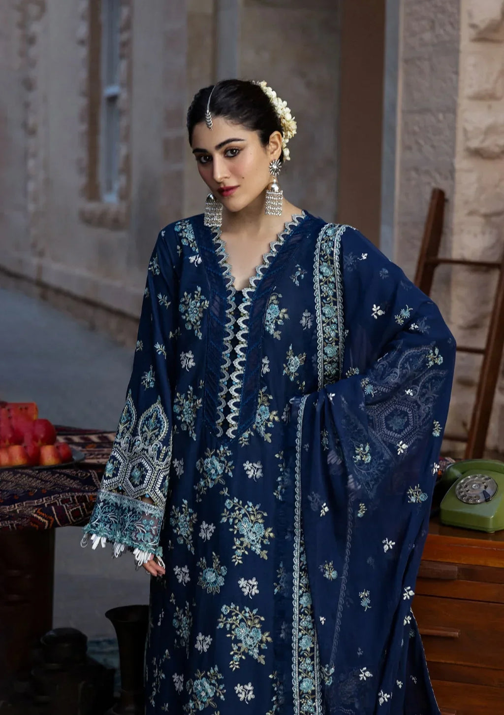 KAHF - 3PC Luxury Lawn Embroidered Suit - RR-4001