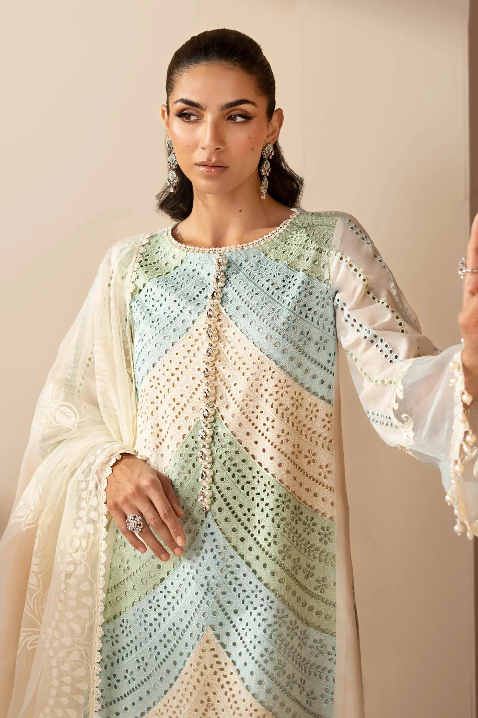 MARIA.B - 3PC Luxury Lawn Embroidered Suit - RR-4043