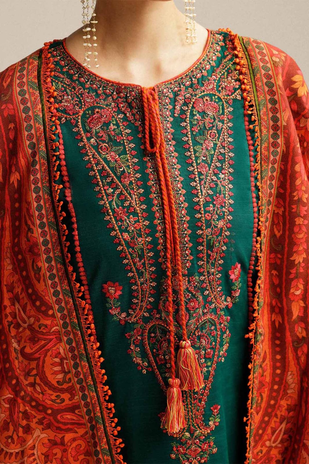 HUSSAIN REHAR - Premium Lawn 3PC Suit - RR3022
