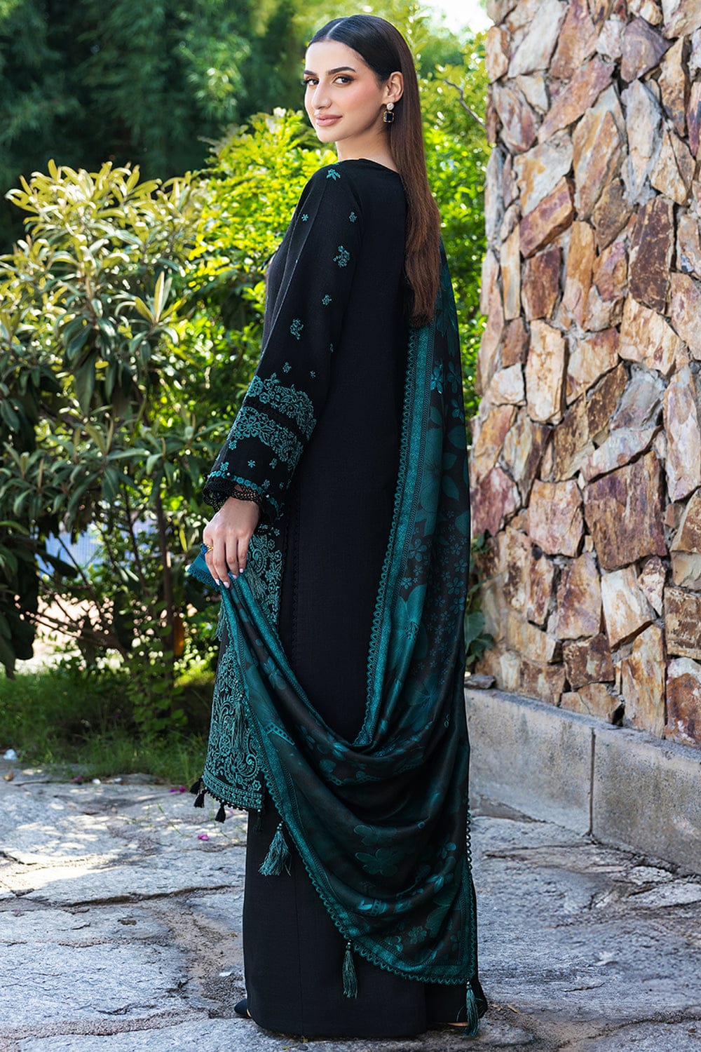 FARASHA - Premium Lawn 3PC Suit - RR3021
