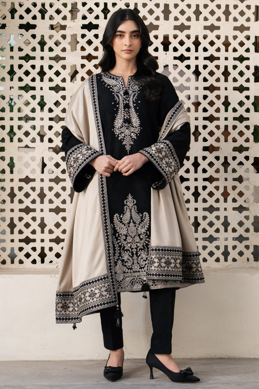 JAZMIN - Premium Lawn 3PC Suit - RR3025