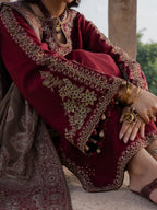IZEL Premium Lawn Unstitched 3Pc Suit - RR3047