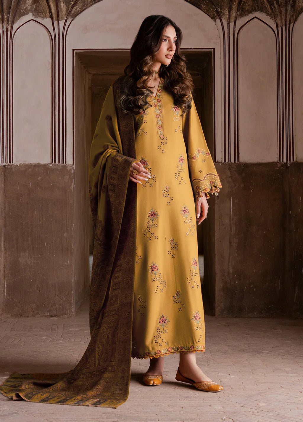 IZEL | Summer Luxury Collection ’26 | RR-4068